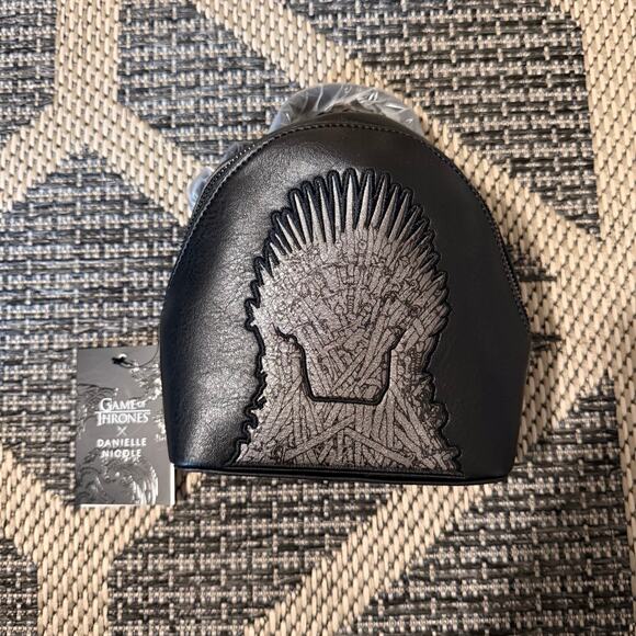 Danielle Nicole Game Of Thrones Iron Throne Mini Backpack Bag - Picture 2 of 6